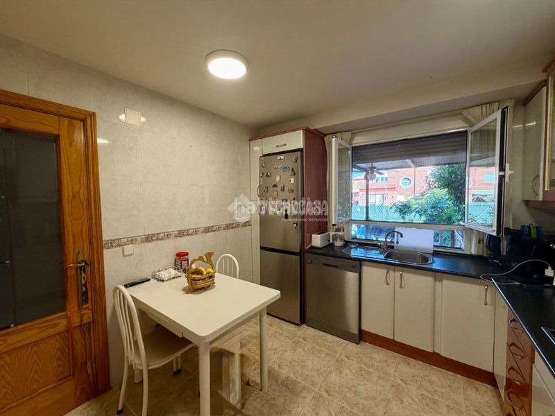 Foto 53c92e40-5f2c-46ea-a691-6aec4dd46197. Casa pareada casa en venta en Villanueva de la Torre