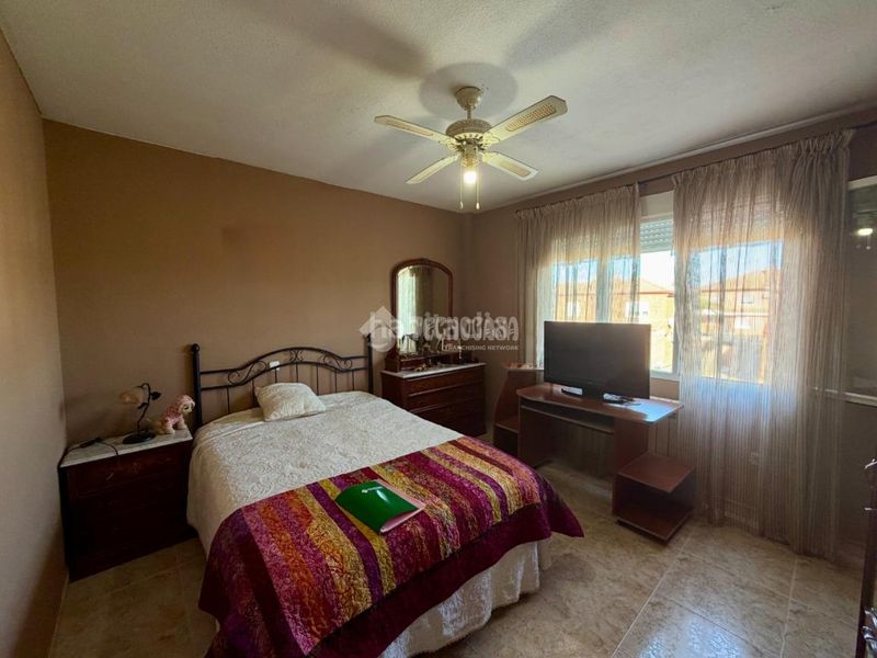 Foto ac923d8a-5659-4a9c-b521-ae6329c7c81b. Casa pareada casa en venta en Villanueva de la Torre