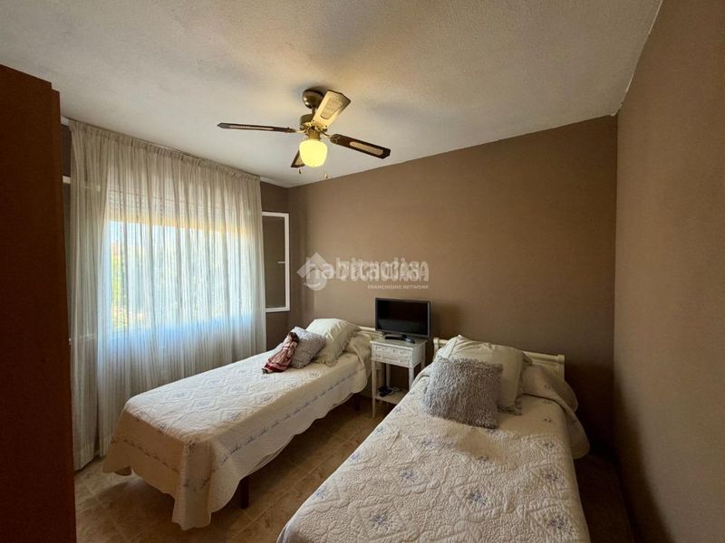 Foto b6fb6357-dcf7-4918-a9c2-d666b3a44ad4. Casa pareada casa en venta en Villanueva de la Torre