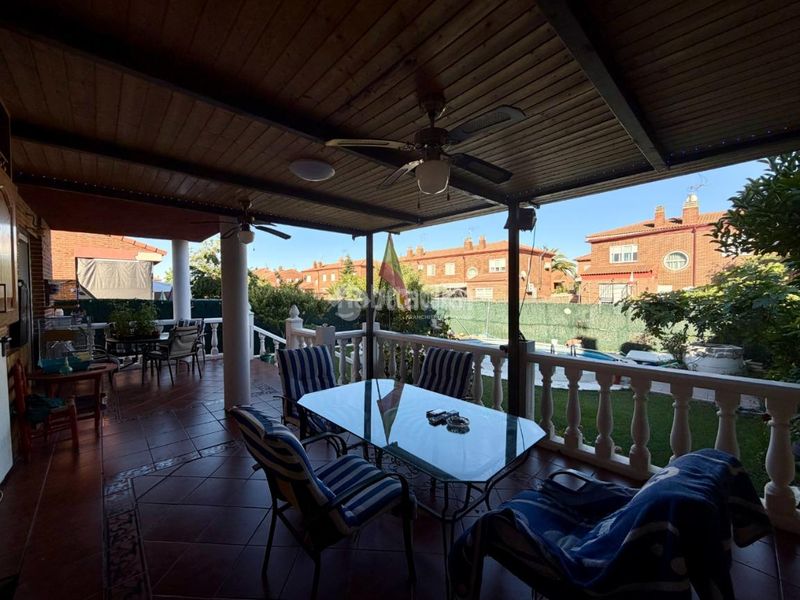 Foto e049bea8-7fb1-4953-8e85-ce4f62ce3e76. Casa pareada casa en venta en Villanueva de la Torre