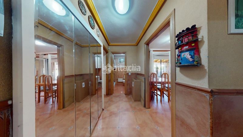 Foto 6c1c0424-2c90-45fd-97a0-d3a4d81c34fe. Casa bifamiliare con riscaldamento parcheggio in Vallehermoso Azuqueca de Henares