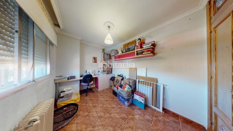 Foto 8f920a44-d59d-4c1e-9a34-14608ebff6c0. Casa bifamiliare con riscaldamento parcheggio in Vallehermoso Azuqueca de Henares