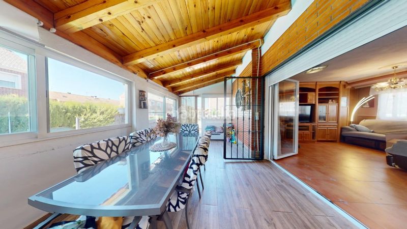 Foto d809d17d-2951-4fb5-ac46-f533877839b8. Casa bifamiliare con riscaldamento parcheggio in Vallehermoso Azuqueca de Henares