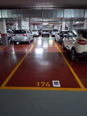 Parking voiture à Avinguda Pallaresa 73