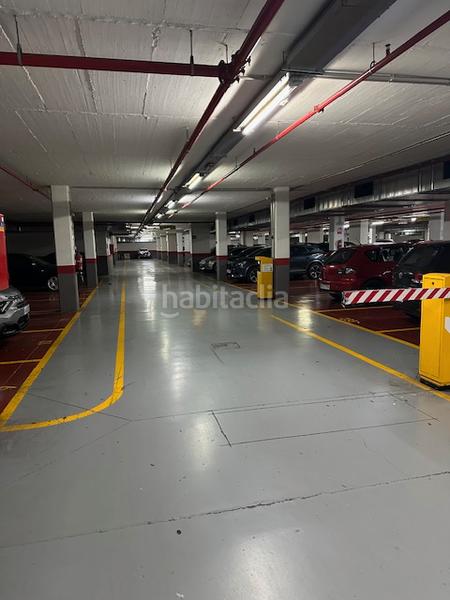 Foto 484fceaa-30ce-4e6f-b3f7-103fedcc79d9. Miete autoparkplatz in Singuerlín Santa Coloma de Gramenet