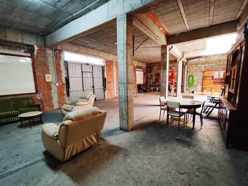 Foto d43debf2-90e0-4c58-9578-e3d63e23f6f7. Doppelhaus mit kamin parking in Albalat de la Ribera