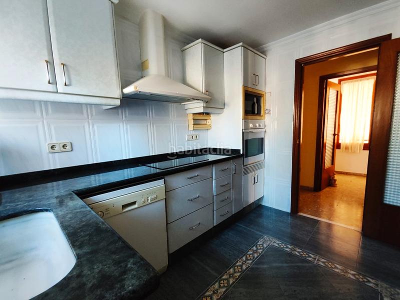 Foto f8ff6aa8-797b-4b58-8449-99e4e3f5f64d. Doppelhaus mit kamin parking in Albalat de la Ribera