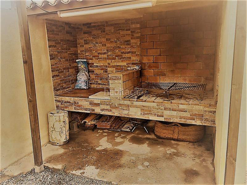 Foto 0d8e31e4-553f-493d-8113-098afbd0c154. Xalet amb xemeneia aparcament a El Marenyet Cullera