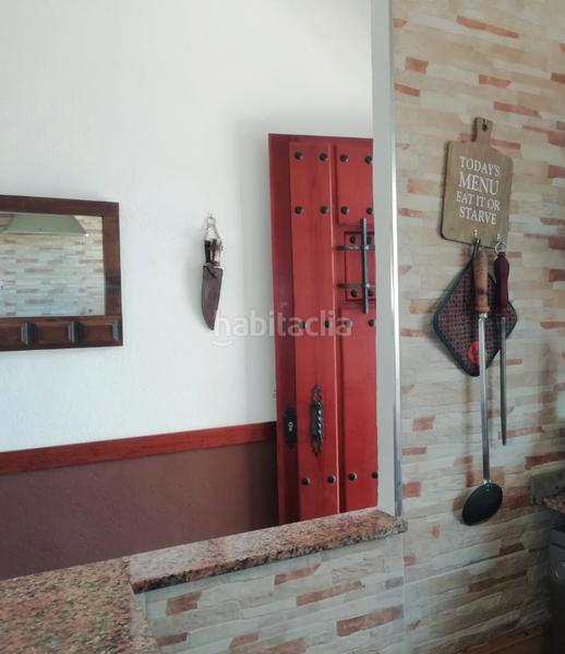 Foto 50b7472d-bf1a-47b0-81ae-94109d8e2870. Xalet amb xemeneia aparcament a El Marenyet Cullera