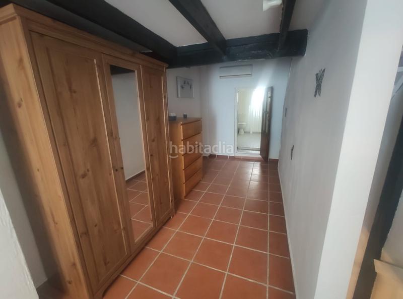 Foto fb546e40-1a5e-40e1-b13e-55873092402a. Reihenhaus in Riola