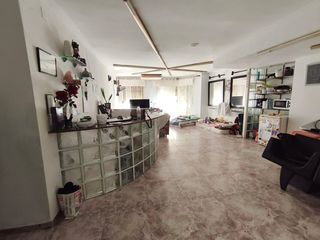 Etagenwohnung in Tavernes de la Valldigna. Piso en la avenida de les germanies