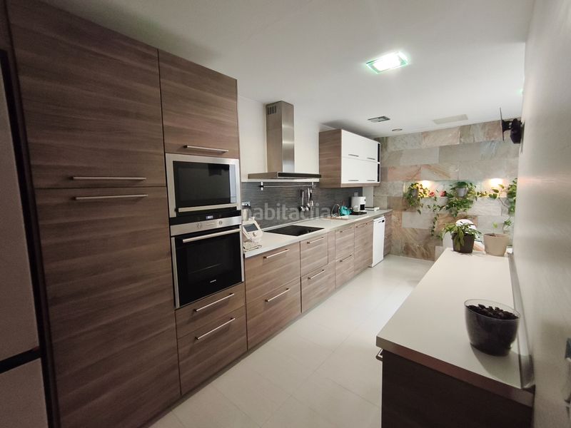 Foto 277f0ce0-a6ac-4e30-888e-ced0545be268. Casa amb aparcament a Llaurí