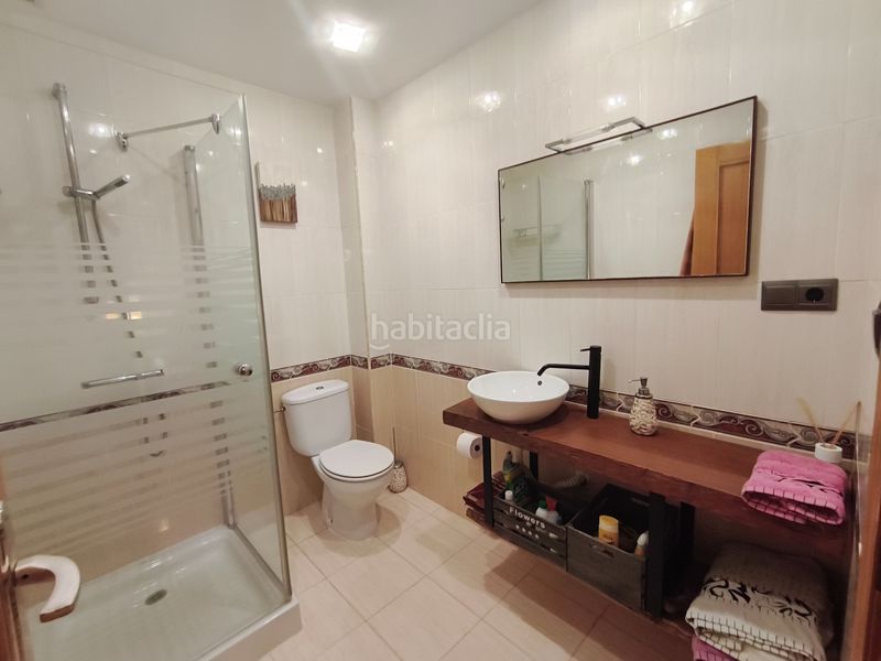 Foto f60cc54a-7735-44c9-9b2c-b23d61532002. Casa amb aparcament a Llaurí