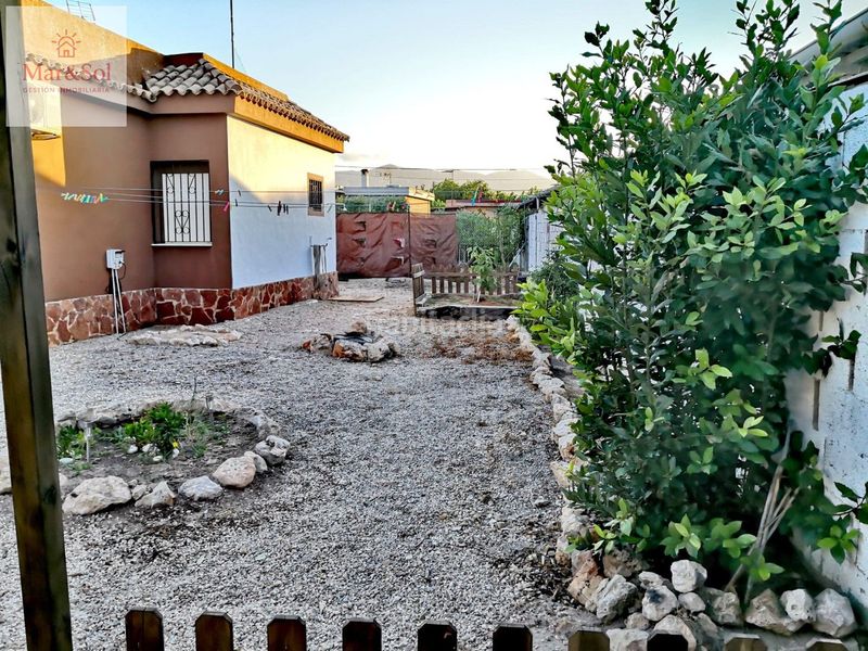 Foto d708d6da-8f6e-4fc7-b035-bf0295248151. Xalet amb aparcament a El Marenyet Cullera