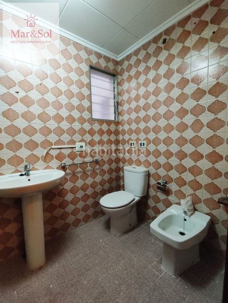 Foto 8e2c51dc-8a30-4add-98a6-ece0e28fb8bf. Pis a Sueca Sueca
