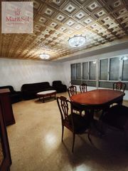Etagenwohnung in Sueca. Piso en venta en sueca, con 4 dormitorios, 2 baños y trastero