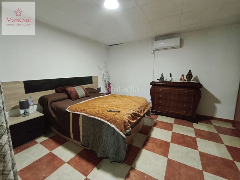 Foto a3067df2-2205-4aef-ab8a-d79b7b99f8f0. Casa a Polinyà de Xúquer