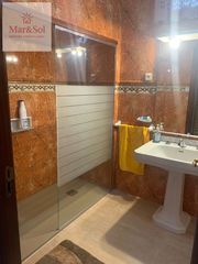 Haus in Favara. Casa en venta en favara, con 4 dormitorios, 2 baños y 2 terrazas