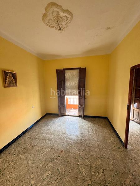 Foto 0bdb2d6e-7416-42b0-a70f-677a6f4d9951. Reihenhaus mit kamin in Favara