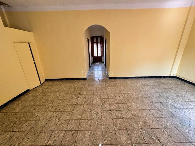 Foto 69bcf324-712c-47df-a7bd-601ca6b2248b. Reihenhaus mit kamin in Favara