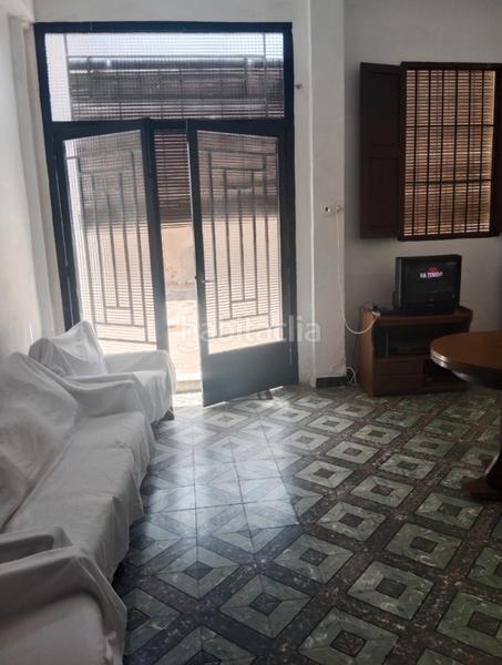 Foto 813d7ceb-d496-4737-ae0d-1fdc6b56b76c. Reihenhaus mit kamin in Favara