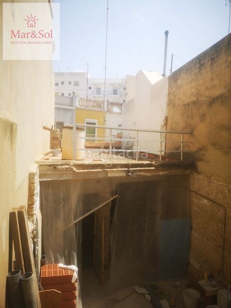 Foto 0f5dfafe-d1a9-491d-b9a9-81a022f1a993. Casa amb aparcament a Sueca Sueca