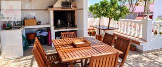 Maison à Xeraco. Casa en venta en xeraco, con 6 dormitorios, 3 baños, aseo, plaza
