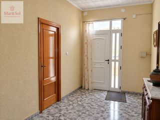 Maison à Favara. Casa en venta en favara, con 4 dormitorios, baño y 2 terrazas