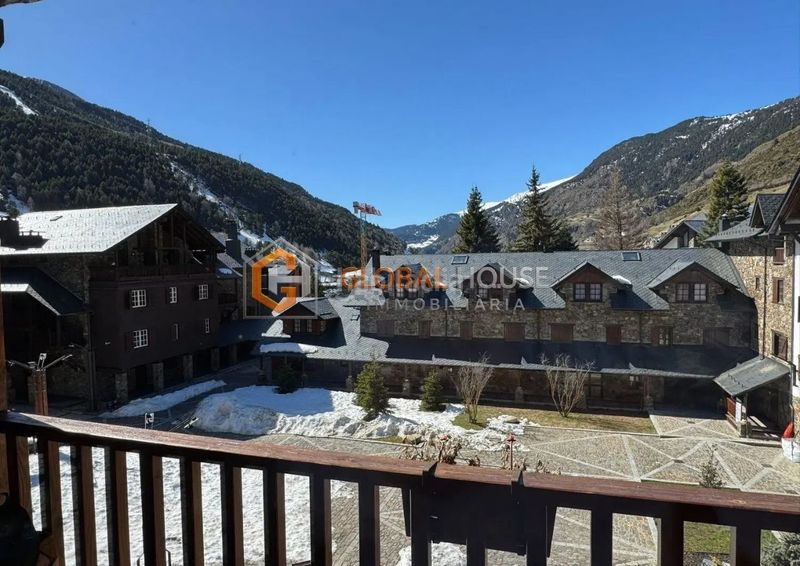 Foto a5ddb7e3-ab13-4566-ac23-bbd01d40880f. Lloguer pis amb calefacció aparcament a El Tarter Canillo