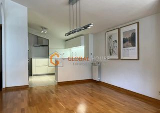 Miete Dachwohnung in N/a. Alquiler de ático en calle bonaventura riberaygua, 33