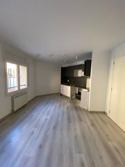 Location Appartement à Avinguda príncep benlloch 53. Piso de alquiler en el centro de andorra la vella