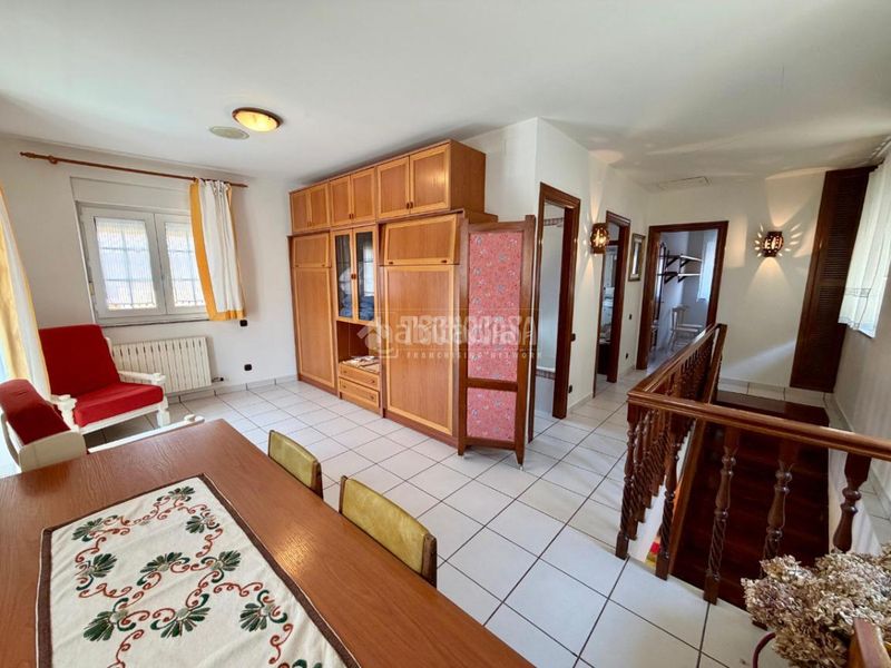 Foto 42fa2f74-8899-4465-b125-b2bf39e584c2. Casa amb calefacció aparcament a Carrizo