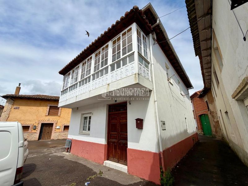 Foto 60051c07-5dd3-4daf-985c-3d1a2918fd8e. Casa amb calefacció aparcament a Carrizo
