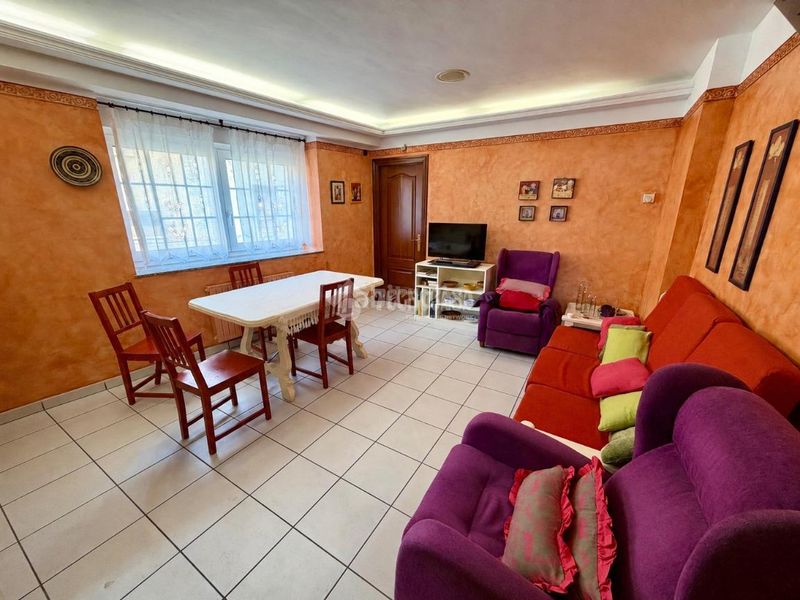 Foto ceb456ac-1869-421e-add1-97f1d714e3a5. Casa amb calefacció aparcament a Carrizo