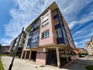 Pis  C. padre gregorio. Piso en venta en león