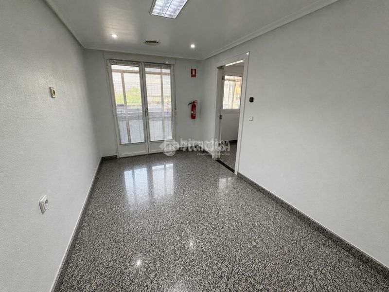 Foto aace24e1-569c-4b9c-87c5-70d0b5a1a56f. Pis amb calefacció aparcament a Las Eras de Renueva León