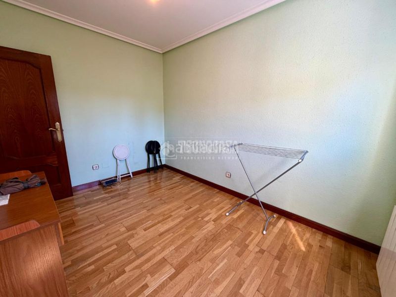 Foto 8dde319b-baeb-47b2-94eb-f911a5d48c9e. Pis amb calefacció a Crucero León