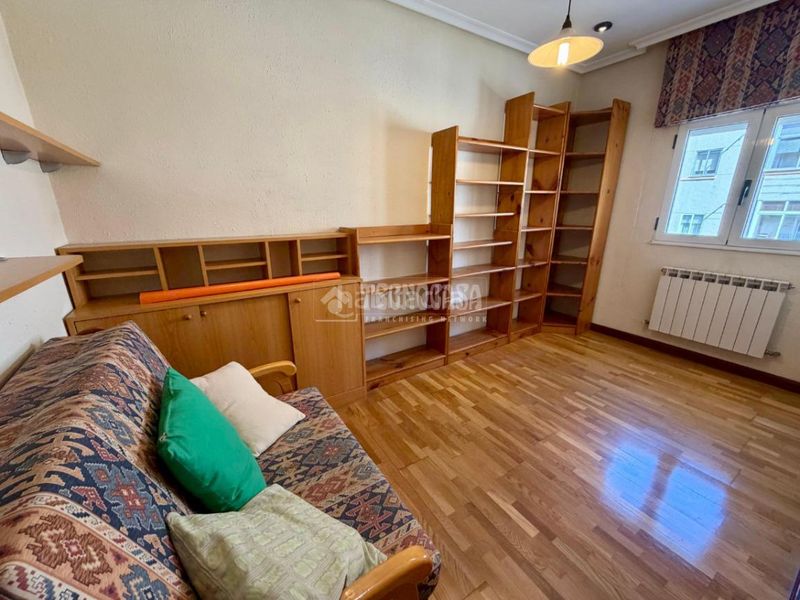 Foto 9283c56a-d9a5-428b-a01d-179232da155c. Pis amb calefacció a Crucero León