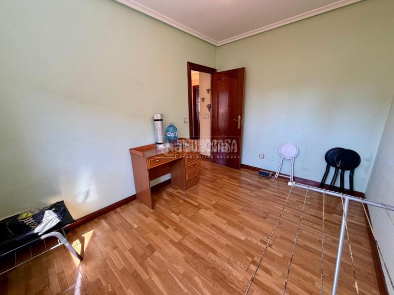 Foto b0dbe884-a509-41b9-aad6-d94880f7c20f. Pis amb calefacció a Crucero León