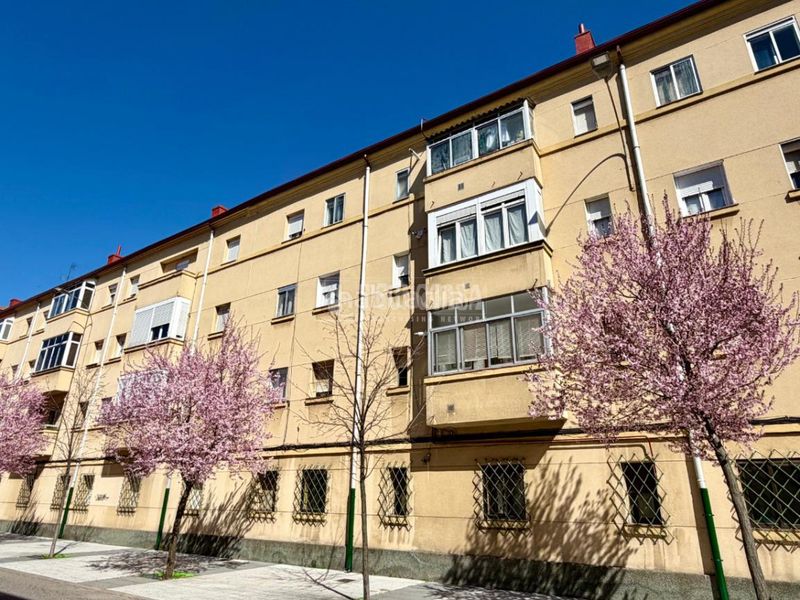 Foto bee4ed51-7c14-4cf2-af74-ef1c58e67641. Pis amb calefacció a Crucero León