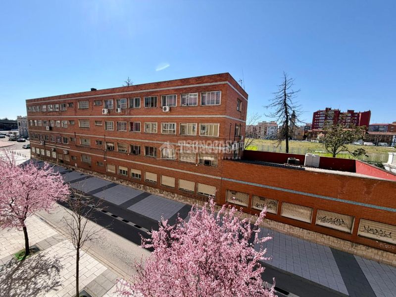 Foto e54cefa9-eeb6-46c5-9c59-d9ea8b94612d. Pis amb calefacció a Crucero León