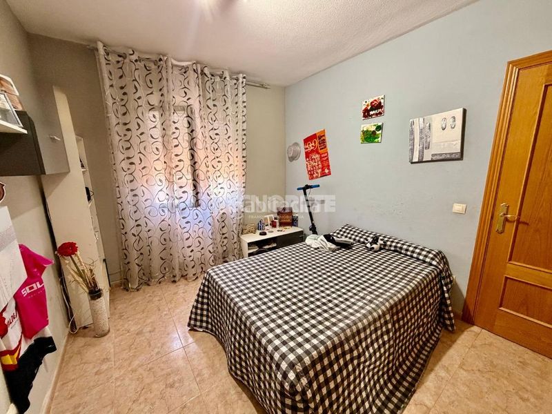 Foto 03244fba-2912-419e-97ce-fe241cc56ef2. Casa aparellada amb aparcament a Parque Manuel de Vega-Carretera de Ugena Illescas