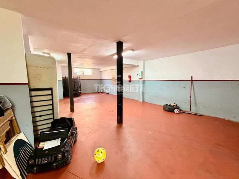 Foto efca879d-790a-4757-b80c-344e21b0f984. Casa aparellada amb aparcament a Parque Manuel de Vega-Carretera de Ugena Illescas