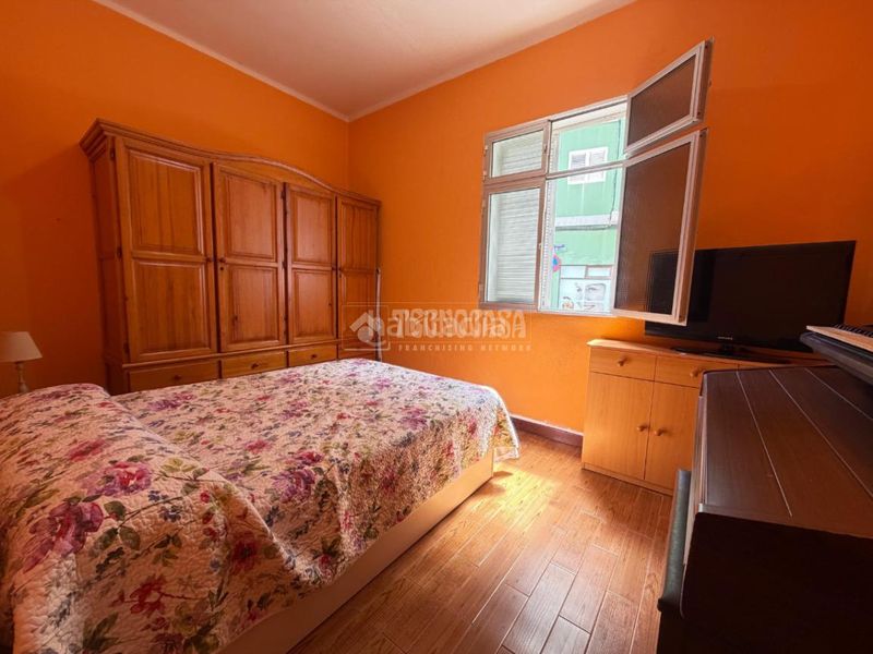 Foto 598c40bc-8e42-41d5-b84e-e6b156819dfa. Pis amb aparcament a Isleta Palmas de Gran Canaria (Las)