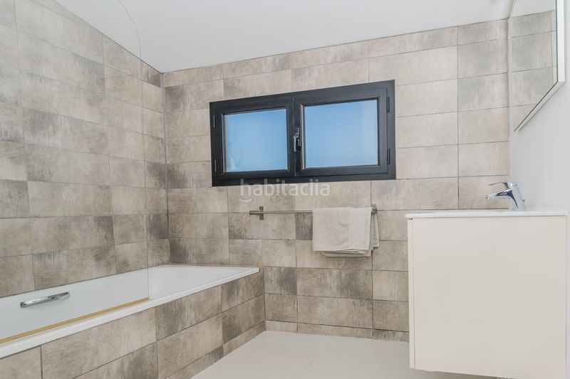 Foto 9a66e172-f329-4973-8401-a17a6081b42b. Casa amb aparcament a La Granadella - Costa Nova Xàbia