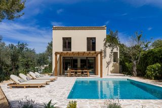 Casa  Cam� de les adsubies 102. Cap mart�  villa mediterr�nea reformada en j�vea  5 dorm  3 ba�o