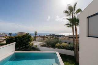 Casa a Centro. Elegante villa completamente reformada  412 m, 5 dormitorios, pi