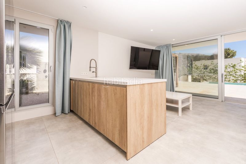 Foto 675b487c-3760-48b1-9f50-5d88bd545e4b. Casa amb aparcament piscina a Casco Urbano Moraira