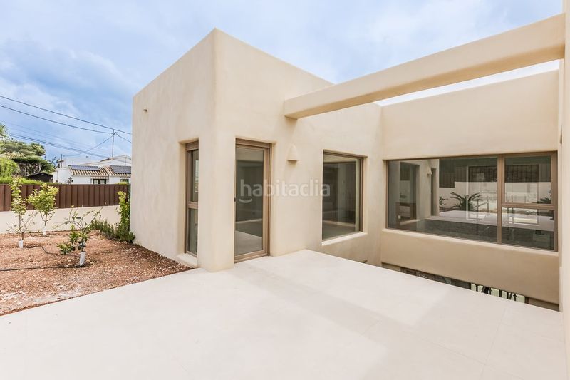 Foto c28d2ea2-b2ec-4e2a-b26c-f68b4da37b5c. Casa amb aparcament piscina a Montañar-El Arenal Xàbia