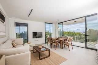 Miete Appartement  Avinguda dels furs. Apartamento de 3 dormitorios cerca de la playa con piscina comun
